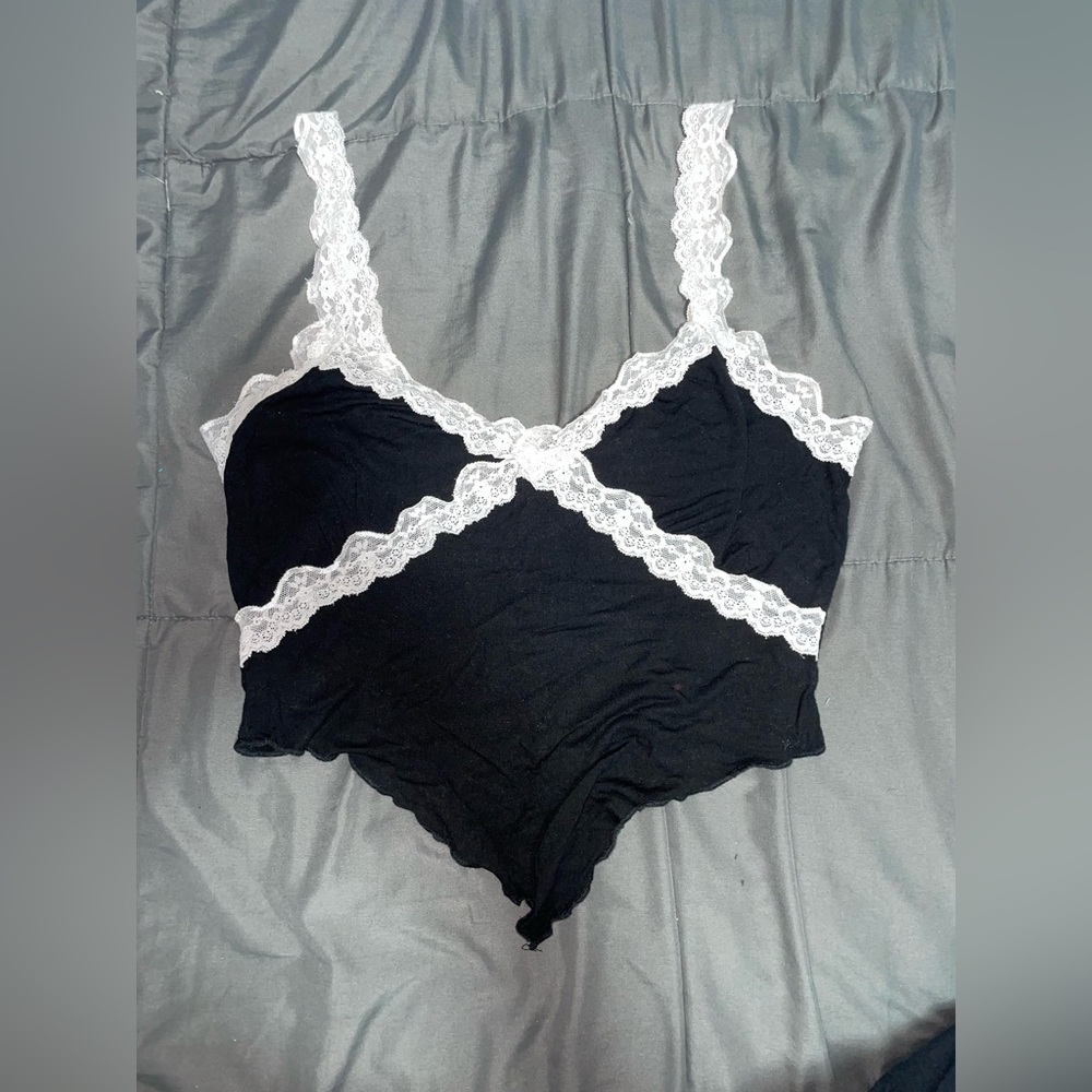 Black lace lined tank